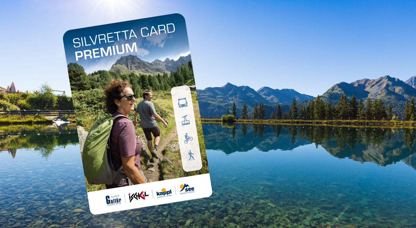 Silvretta Card Premium vor einem Bergsee am Sunny Mountain in Kappl